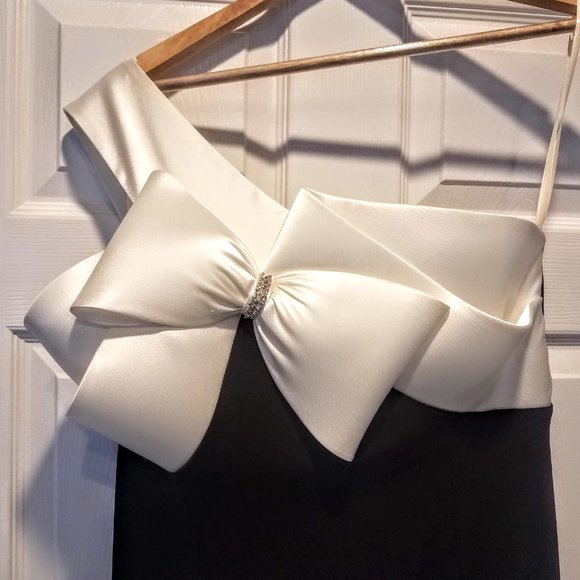 Obsession Dresses & Skirts - Evening gown